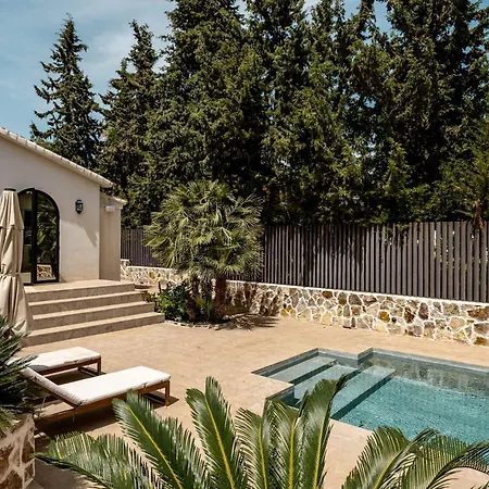 Jazmine I Nueva Andalucia Luxury Oasis *